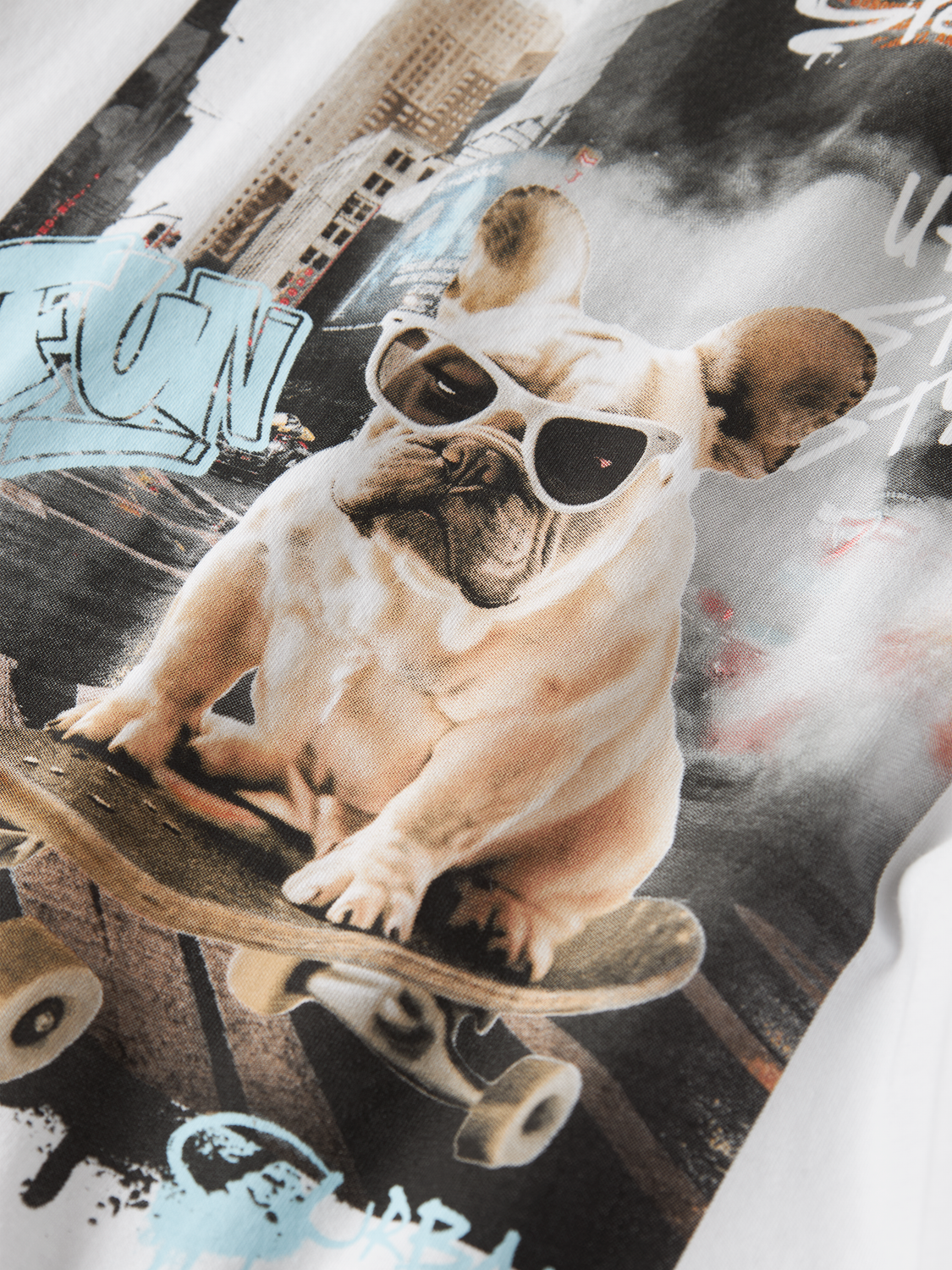 model_shot-front_full